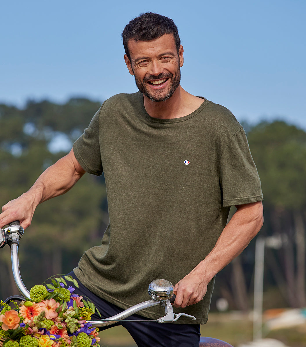 T-shirt Homme en Lin Kaki - L'Iconique - Image 1